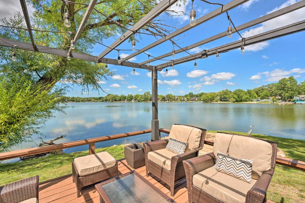 Lakefront Oasis With Boat Dock, Fire Pit, Grill Bristol Kültér fotó